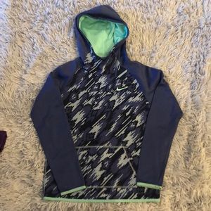 Girls medium Nike sweatshirt